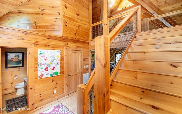 942 Danes Hill Rd, Clarkson, KY 42726