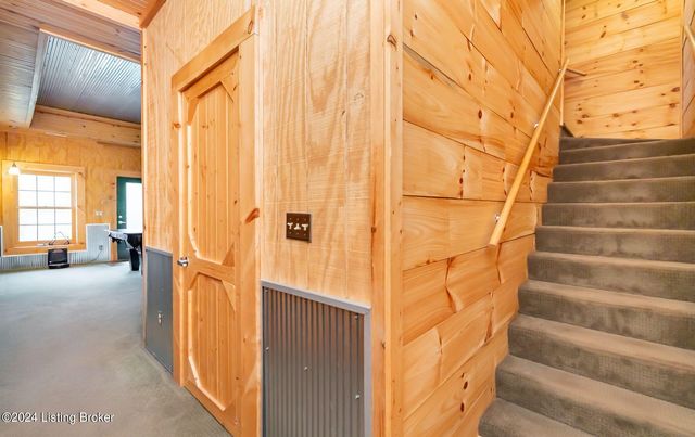 942 Danes Hill Rd, Clarkson, KY 42726