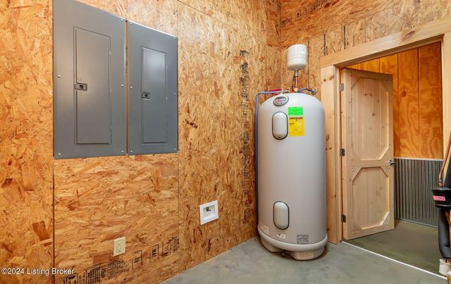 942 Danes Hill Rd, Clarkson, KY 42726