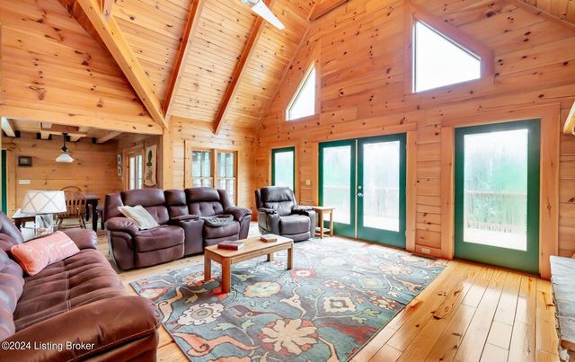 942 Danes Hill Rd, Clarkson, KY 42726