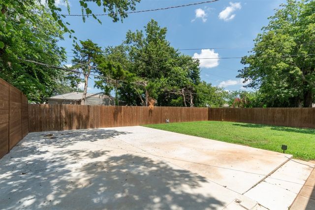 2925 NW Grand Boulevard, Oklahoma City, OK 73116