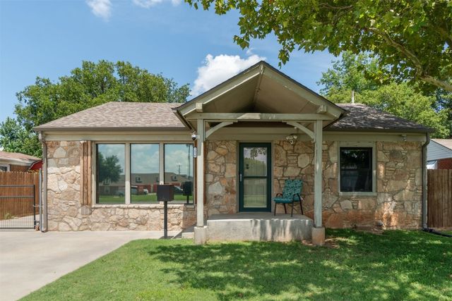 2925 NW Grand Boulevard, Oklahoma City, OK 73116