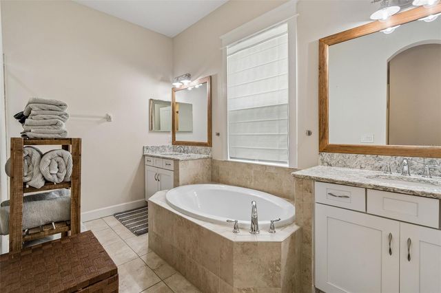 8908 BELLA VITA CIRCLE, Land O Lakes, FL 34637