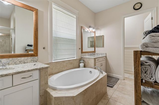 8908 BELLA VITA CIRCLE, Land O Lakes, FL 34637