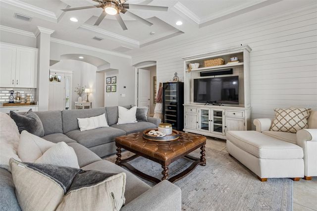 8908 BELLA VITA CIRCLE, Land O Lakes, FL 34637
