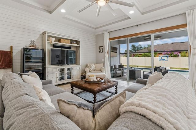 8908 BELLA VITA CIRCLE, Land O Lakes, FL 34637