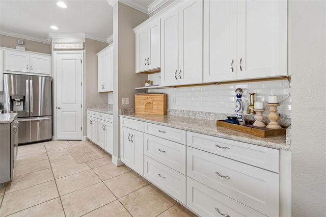 8908 BELLA VITA CIRCLE, Land O Lakes, FL 34637