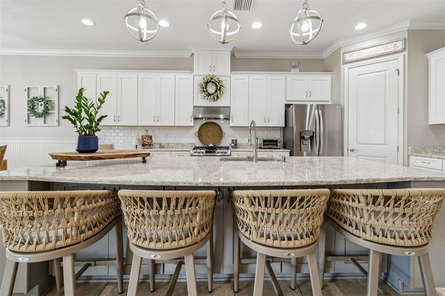 8908 BELLA VITA CIRCLE, Land O Lakes, FL 34637
