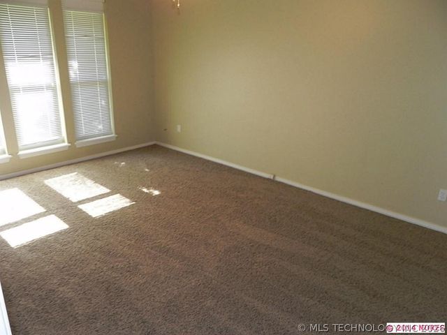 7834 S 72nd East Avenue, Tulsa, OK 74133