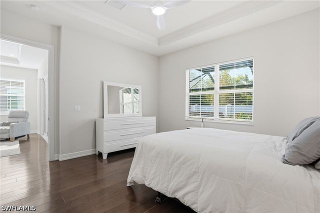 9194 Cayman DR, Naples, FL 34114