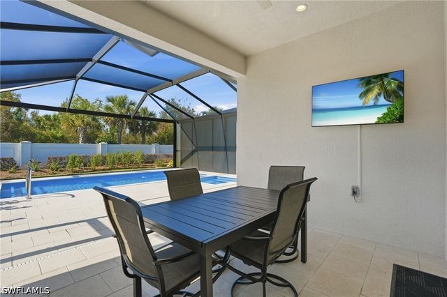 9194 Cayman DR, Naples, FL 34114