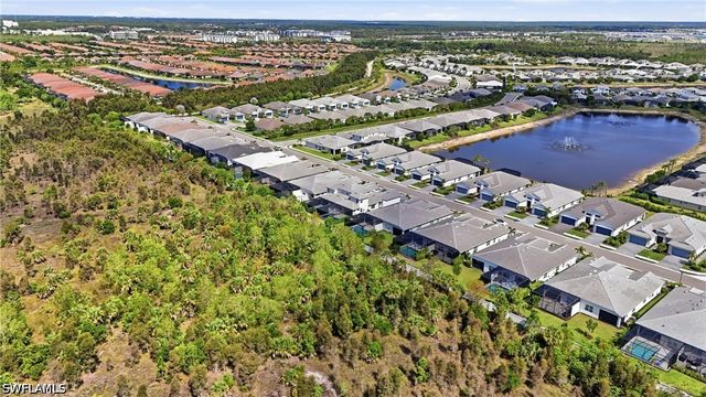 9194 Cayman DR, Naples, FL 34114