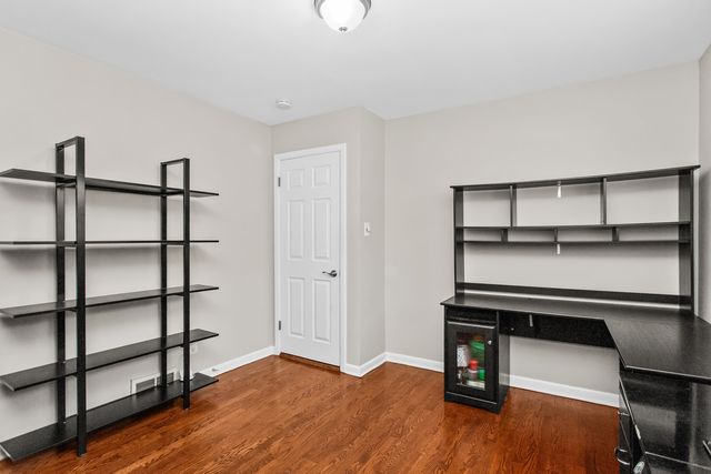 4835 N NORDICA Avenue, Chicago, IL 60656