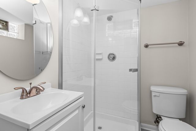 4835 N NORDICA Avenue, Chicago, IL 60656