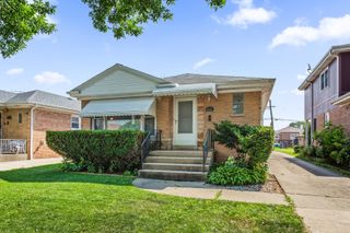 4835 N NORDICA Avenue, Chicago, IL 60656