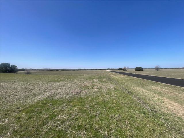 6705 Berkshire Drive, Cleburne, TX 76033