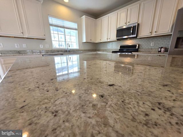 12855 CLARKSBURG SQUARE RD, Clarksburg, MD 20871