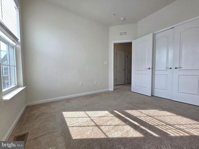 12855 CLARKSBURG SQUARE RD, Clarksburg, MD 20871