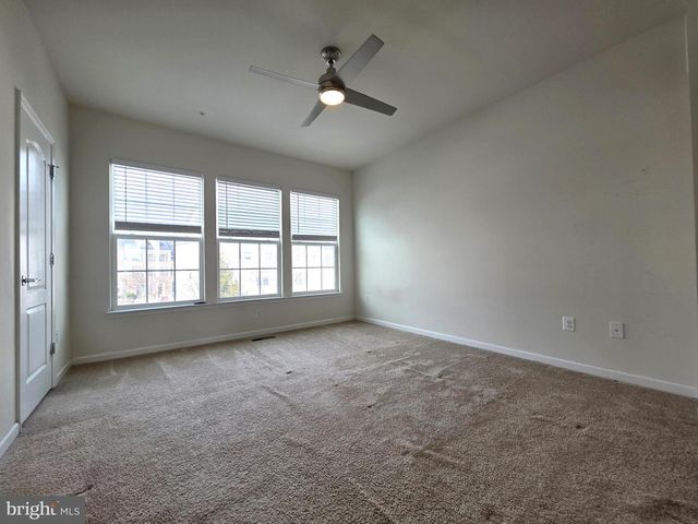 12855 CLARKSBURG SQUARE RD, Clarksburg, MD 20871