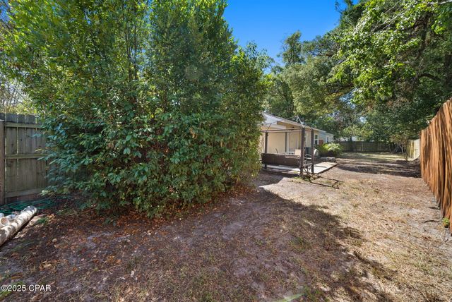2400 W 16th Street, Panama City, FL 32405