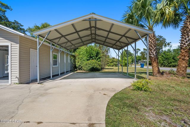 2400 W 16th Street, Panama City, FL 32405