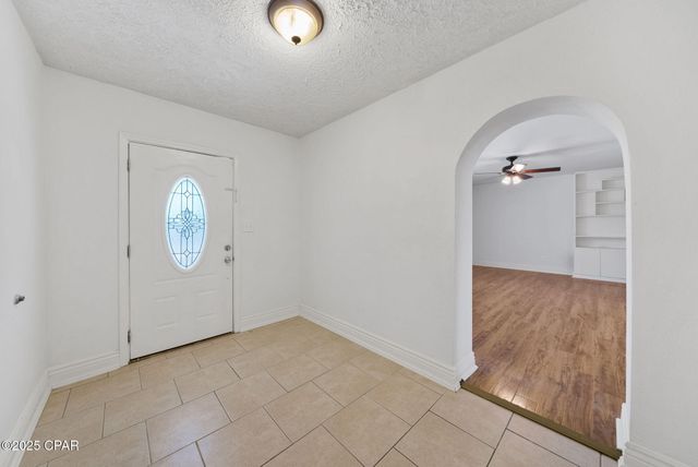2400 W 16th Street, Panama City, FL 32405