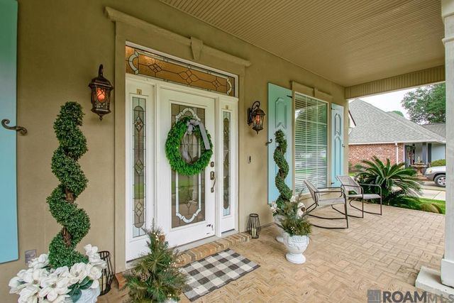 215 Wylie Dr, Baton Rouge, LA 70808