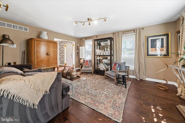 23 E MILL STATION DR, Newark, DE 19711