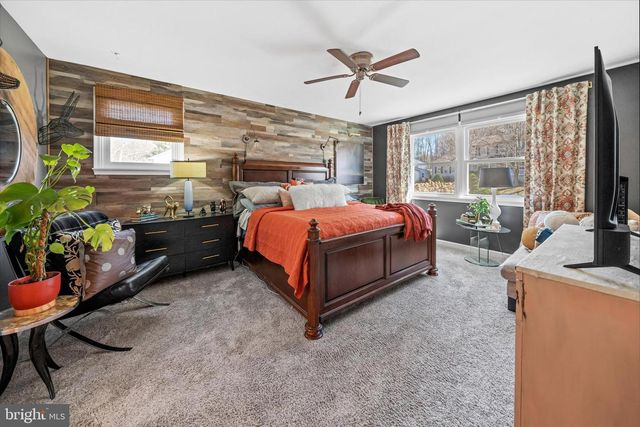 23 E MILL STATION DR, Newark, DE 19711