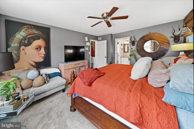 23 E MILL STATION DR, Newark, DE 19711