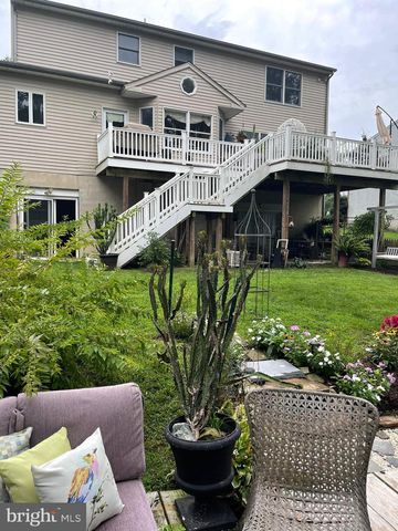 23 E MILL STATION DR, Newark, DE 19711