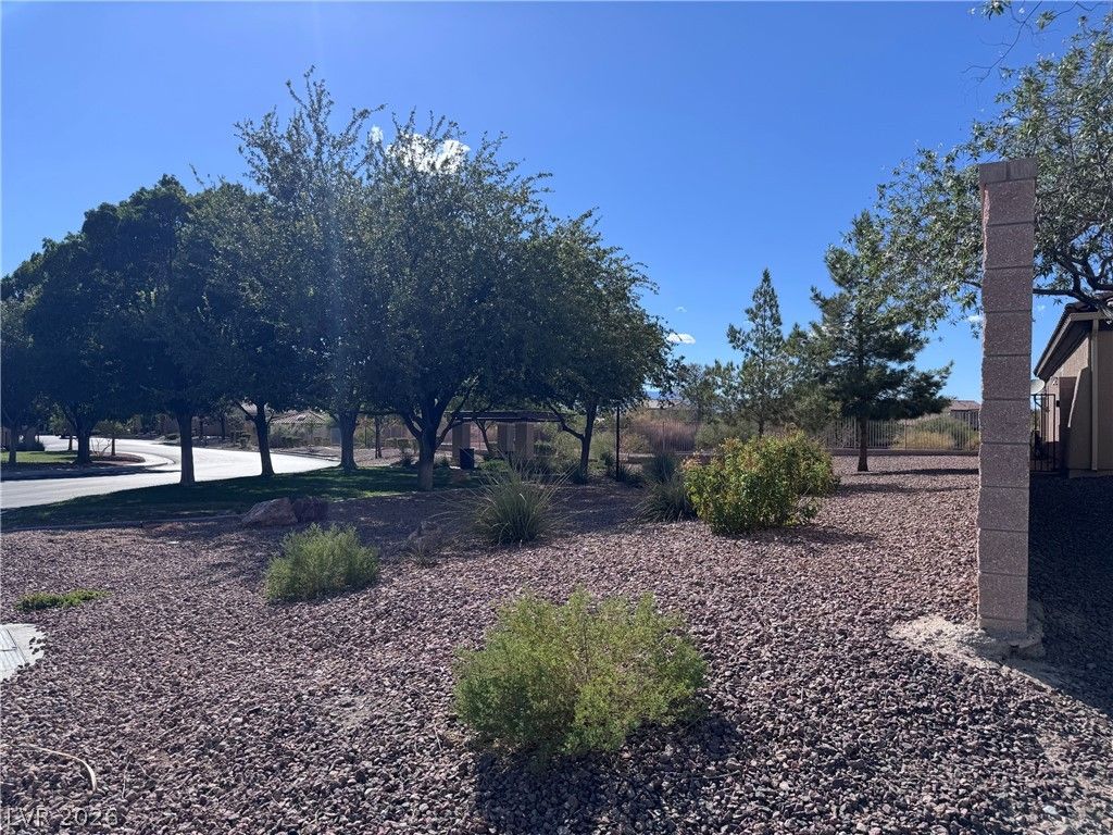 8809 Briar Bay Drive, Las Vegas, NV 89131 — photo 2