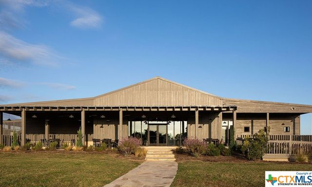 300 Via Francesco, Florence, TX 76527