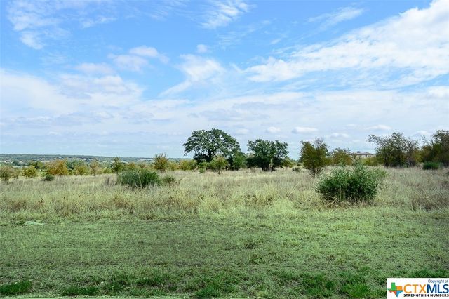 300 Via Francesco, Florence, TX 76527