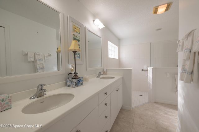 1041 Indian Oaks Drive, Melbourne, FL 32901