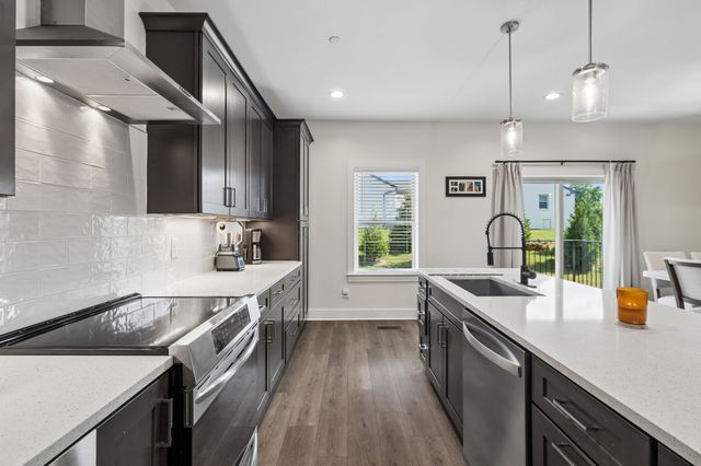109 Charlotte Everly Cir, Hendersonville, TN 37075