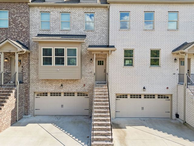 109 Charlotte Everly Cir, Hendersonville, TN 37075
