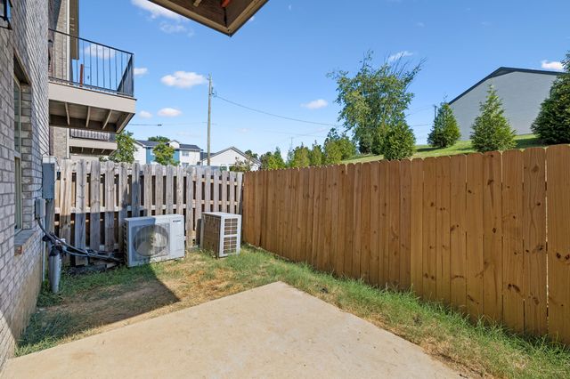 109 Charlotte Everly Cir, Hendersonville, TN 37075