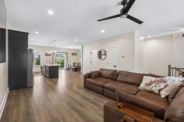 109 Charlotte Everly Cir, Hendersonville, TN 37075