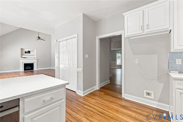 12219 Hollow Oak Ct, Midlothian, VA 23112