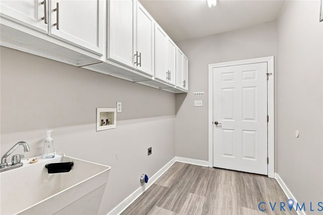 12219 Hollow Oak Ct, Midlothian, VA 23112