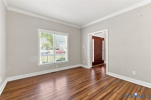 12219 Hollow Oak Ct, Midlothian, VA 23112