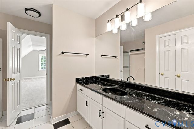 12219 Hollow Oak Ct, Midlothian, VA 23112