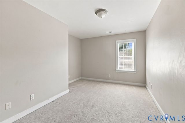12219 Hollow Oak Ct, Midlothian, VA 23112