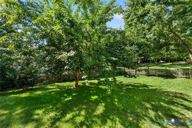 12219 Hollow Oak Ct, Midlothian, VA 23112