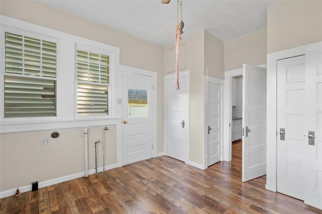 5326 Main Street, Santa Fe, TX 77510