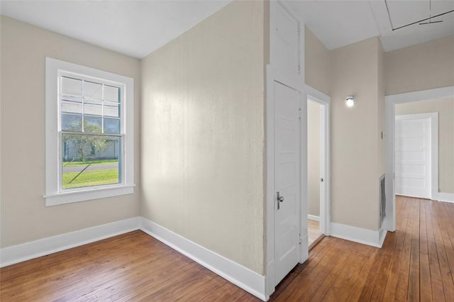 5326 Main Street, Santa Fe, TX 77510
