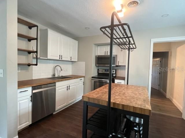 5035 1ST AVENUE N, St Petersburg, FL 33710