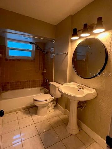 5035 1ST AVENUE N, St Petersburg, FL 33710