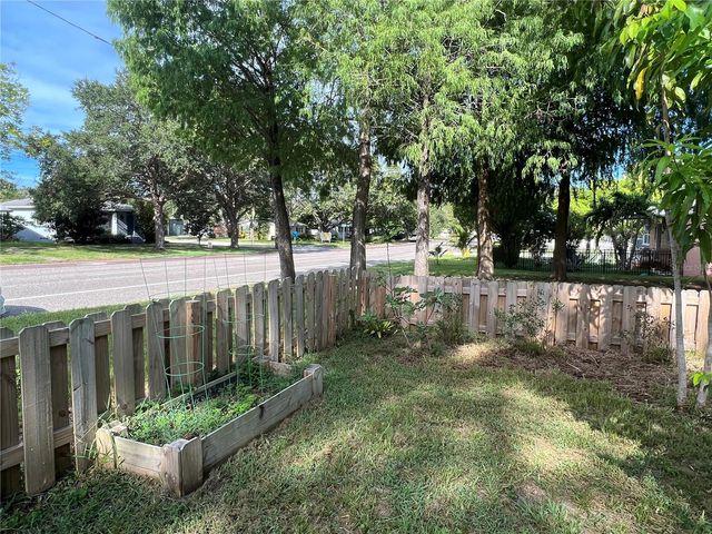 5035 1ST AVENUE N, St Petersburg, FL 33710